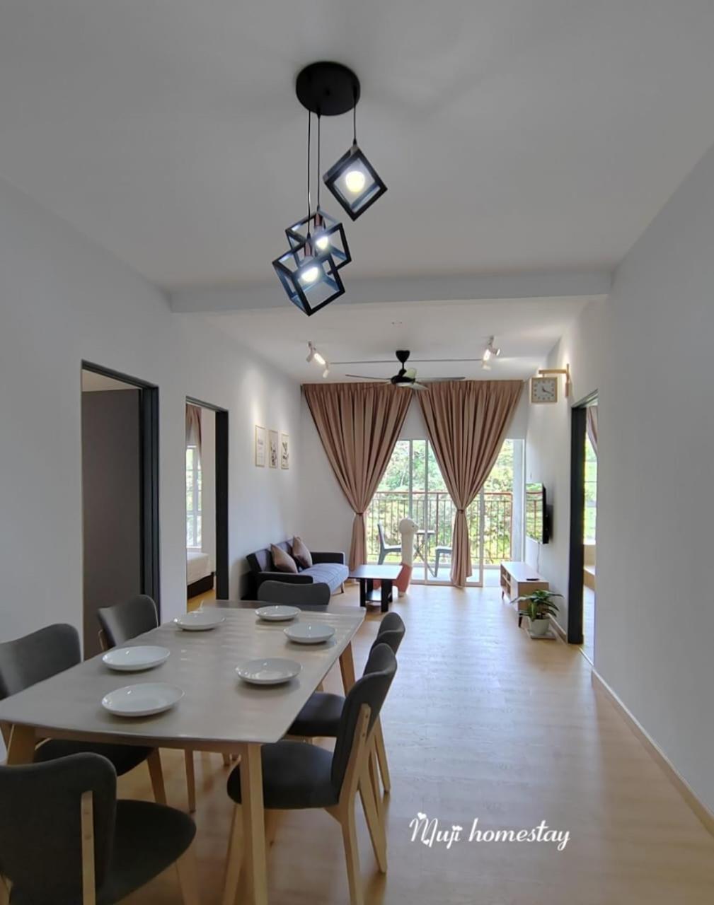 Mujistyle Emerald Cameron 8 Guests 2 Car Park 3bedrooms Brinchang