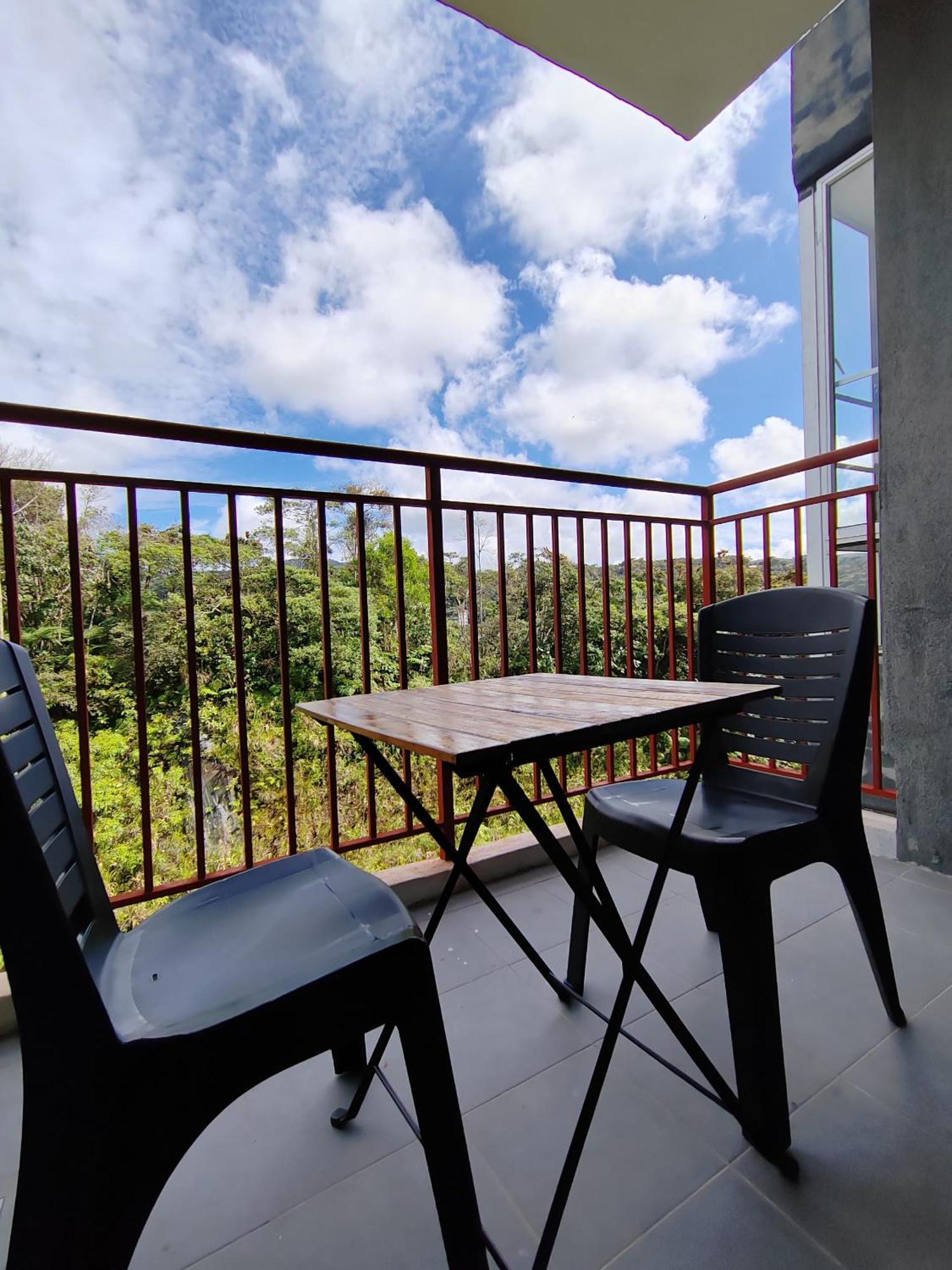 Mujistyle Emerald Cameron 8 Guests 2 Car Park 3bedrooms *